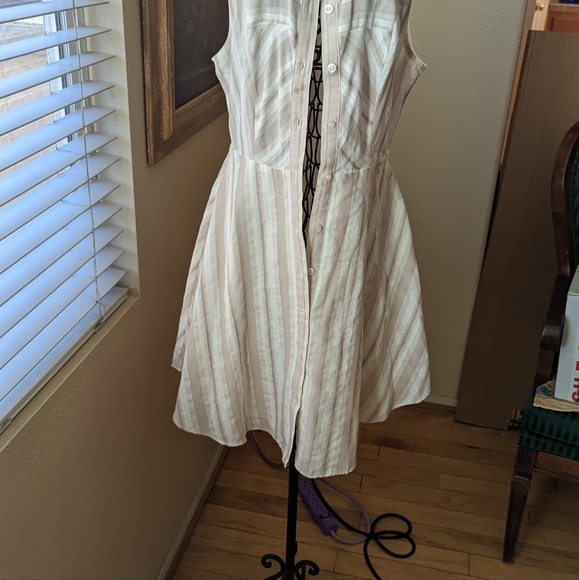 BCBG Maxazria sleeveless collared summer dress button up tan white Free people - Picture 3 of 5